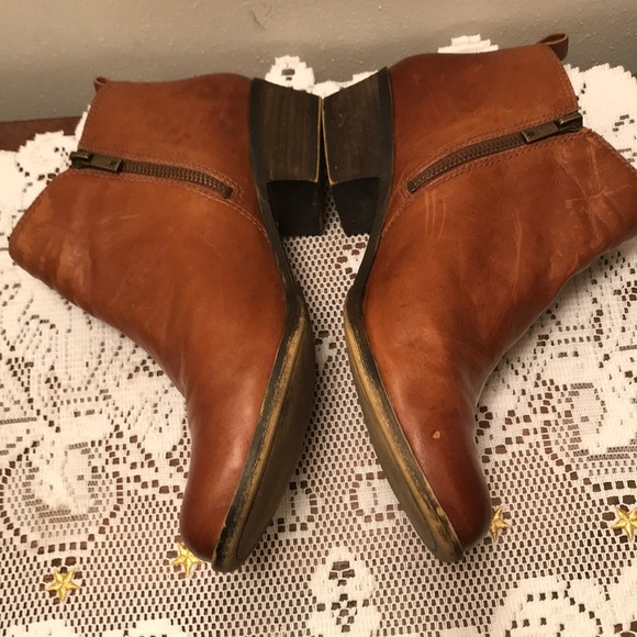 Lucky Brand Basel Ankle Boots Sz 10 - Picture 3 of 9